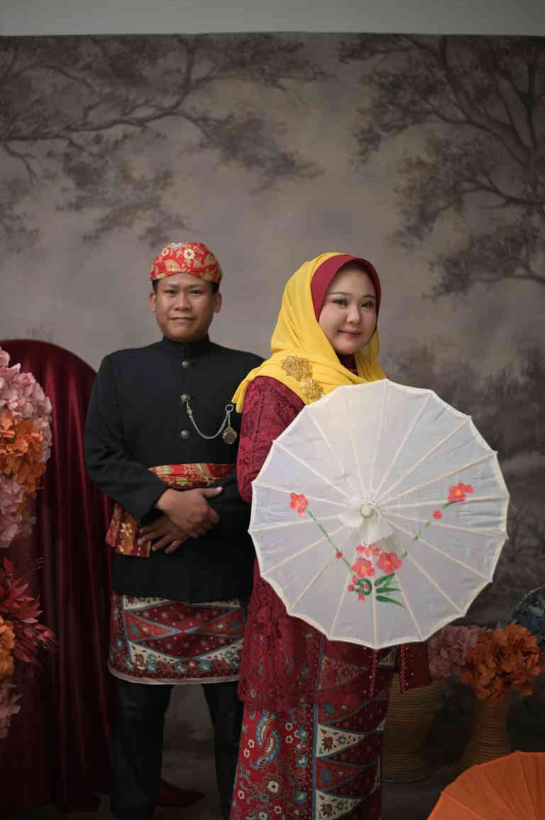 Eti & Munzir