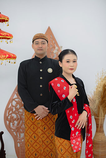 Hesti & Arul