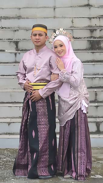 Isra & Wahyu