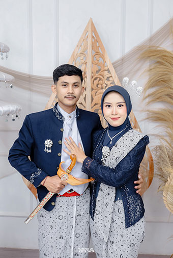 Ani & Pebri