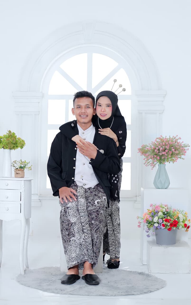 Bustomi & Eka