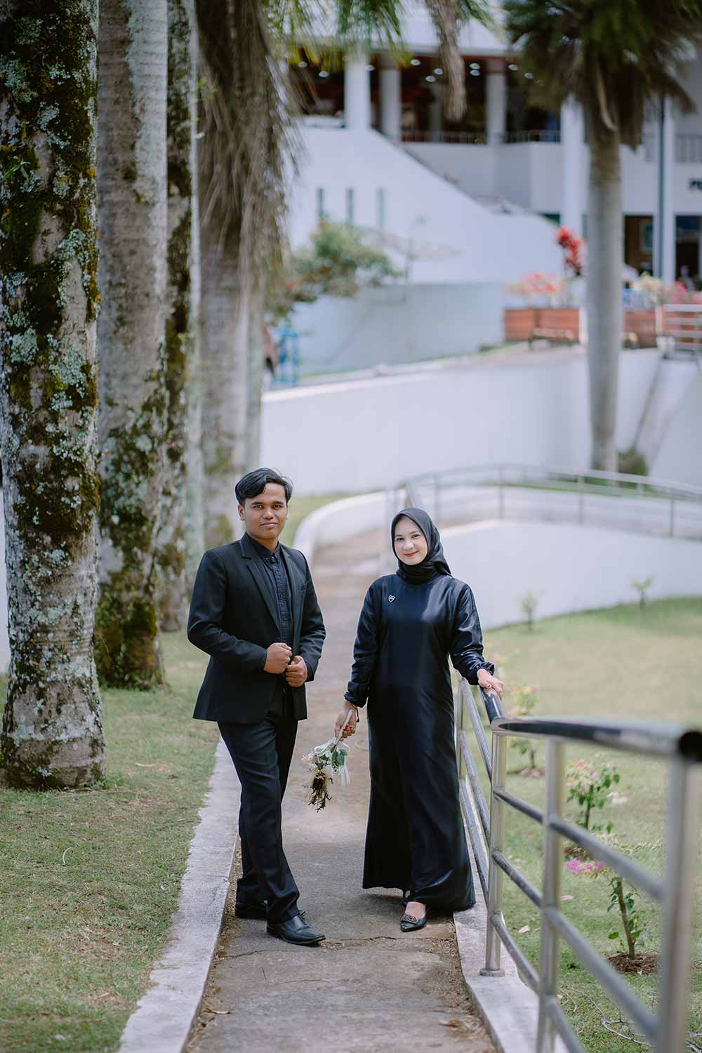 Ayu & Hasan