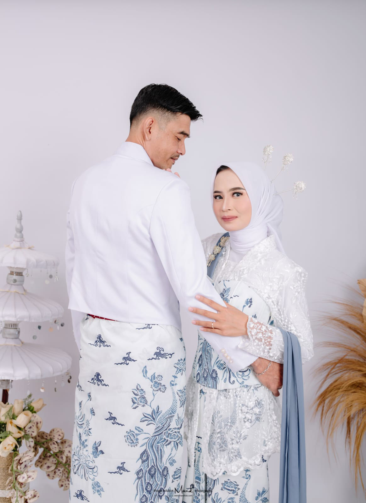 Ilham & Sri